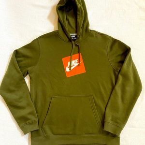 🔥👍🏽BRAND NEW Nike hoodie super stylish👍🏽